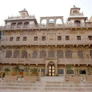 Hotel Guleria Kothi At Ganges