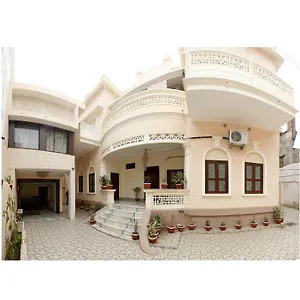 3* Frühstückspension Shree Ganesha Palace