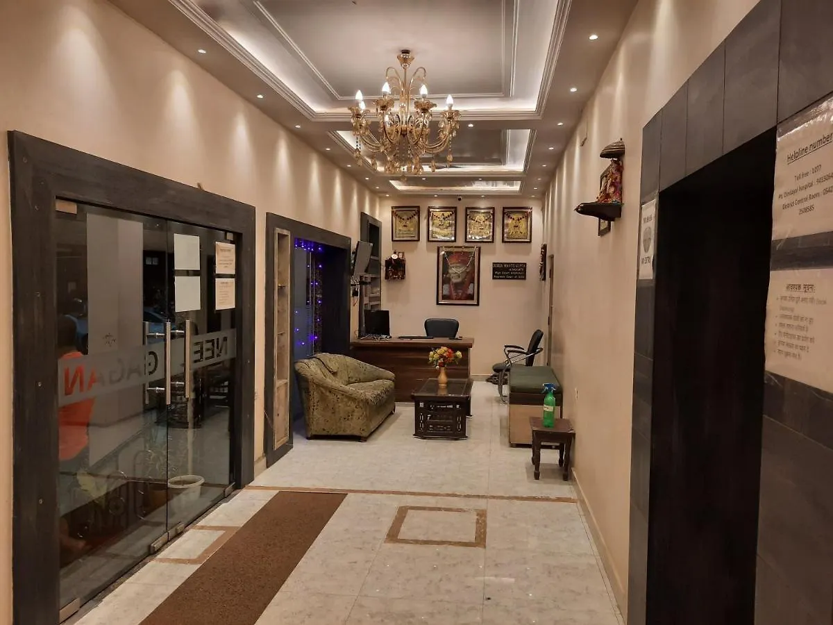 Hotel Neel Gagan Varanasi 3*,
