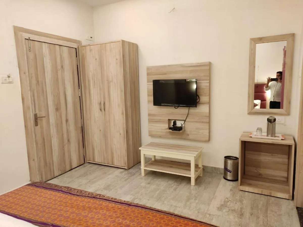 ***  Hotel Neel Gagan Varanasi India