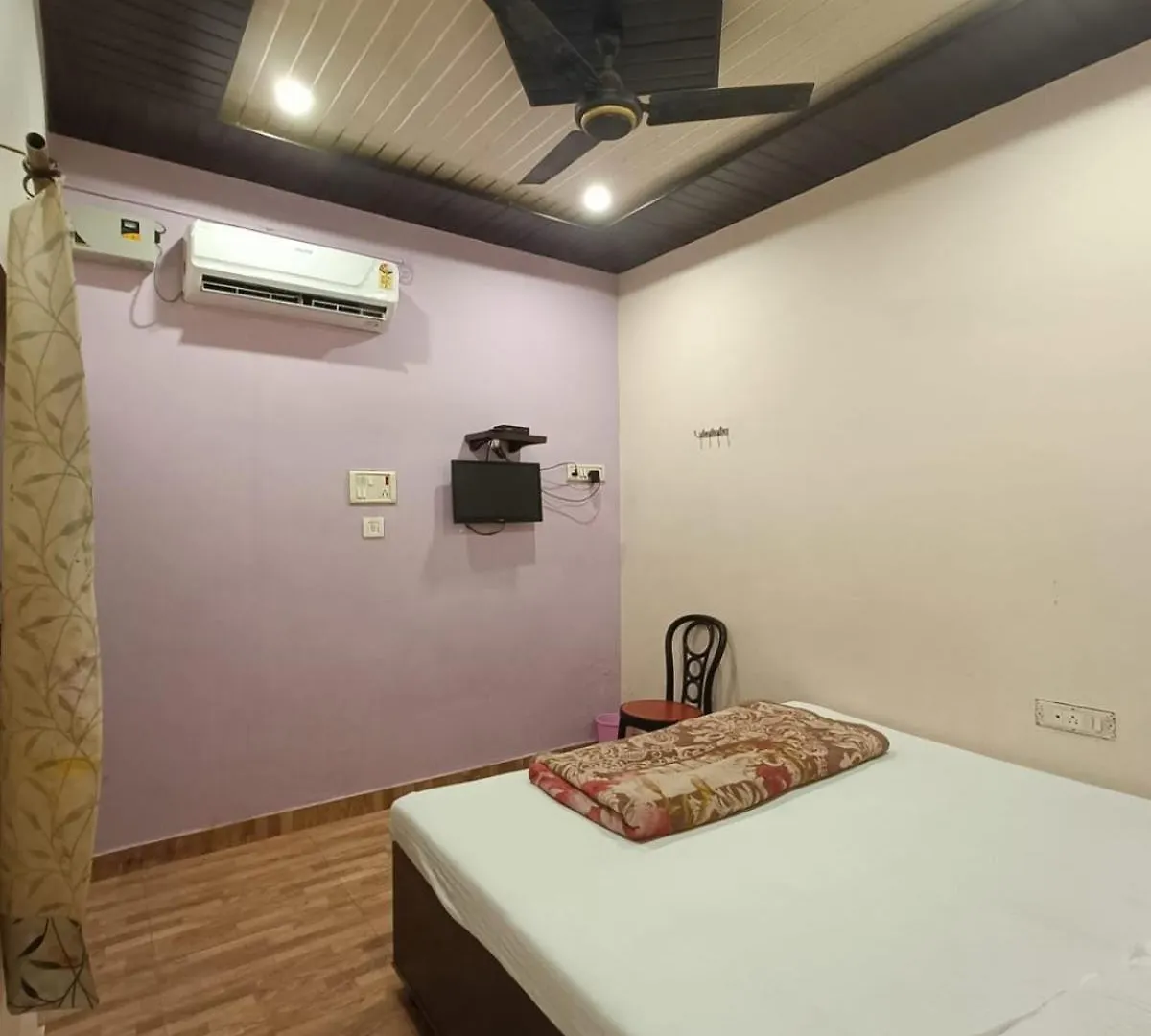 Hotel Neel Gagan Varanasi