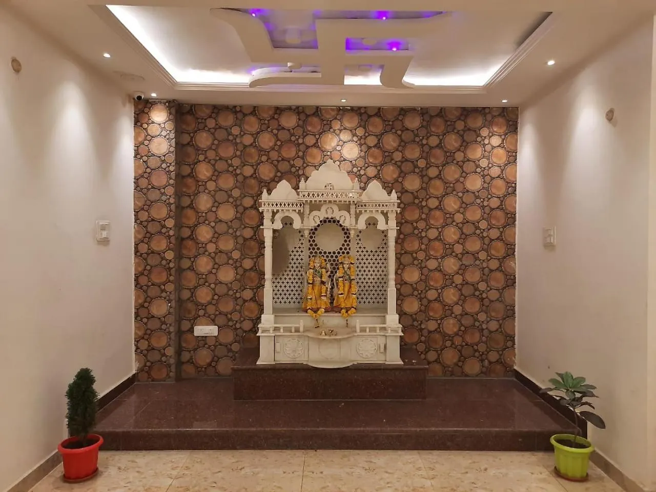 Hotel Neel Gagan Varanasi 3*,  India